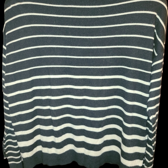 Sweater by Ann Taylor medium stripes - Picture 4 of 6